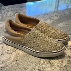 bernie mev. Beige and Tan Woven Flats EU38 / 7.5